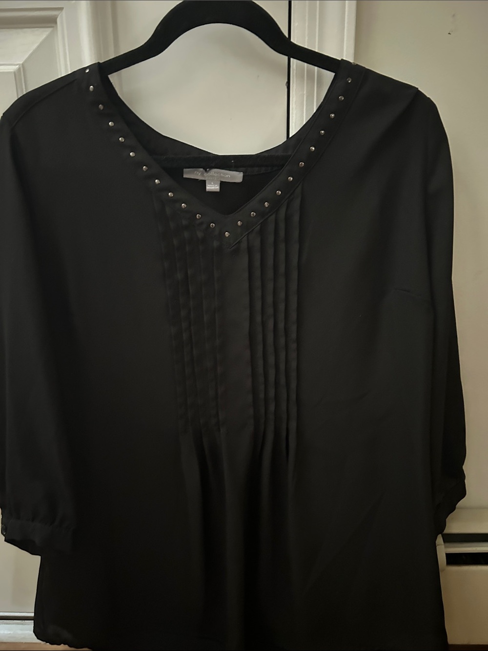 NY Collection Black Studded Pintuck V-Neck Blouse